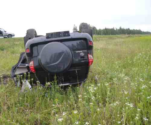 2014-07-21 toyotaupsidedown